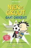 Niek de Groot 9 Gaat onderuit