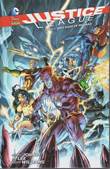 Justice League - New 52 (RW) 2 De weg naar de misdaad