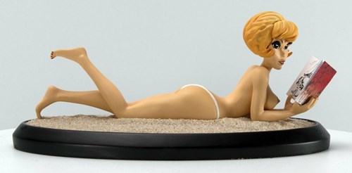 Natasja zonnebadend - Sea, Sexy & Sun