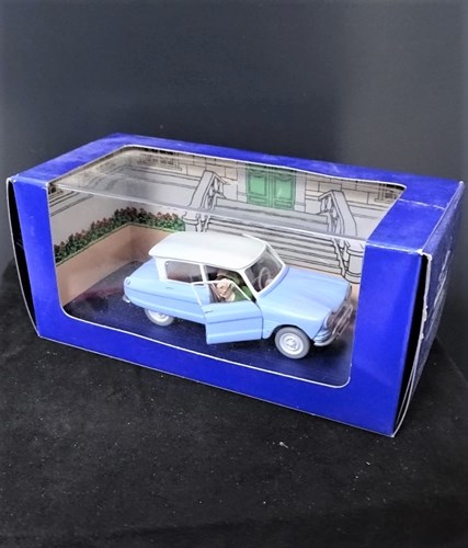 Kuifje modelauto 14 - De Citroën Ami 6 van de dokter