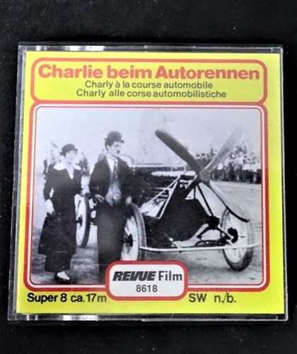 Super 8 film - Charlie beim Autorennen