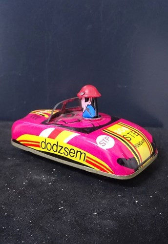 Tin toys - Hungarian STB 308 Frictie car