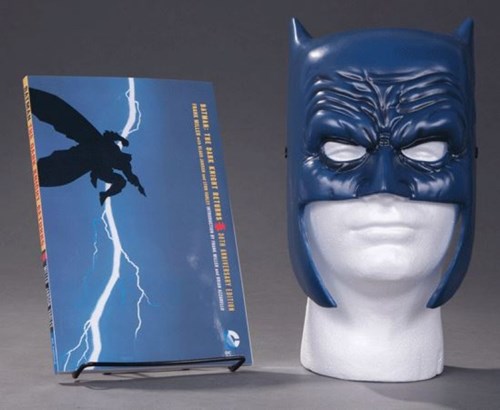 Batman - The Dark Knight Returns  - The Dark Knight Returns + Batman Masker, Sc+box (DC Comics)